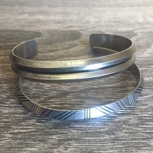 Metal bracelet/cuff set